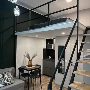 Ya House Aparthotel